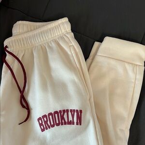 Brooklyn Women’s Cream Sweatpants